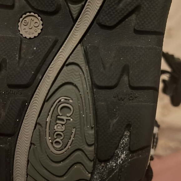 Chacos - Picture 3 of 4